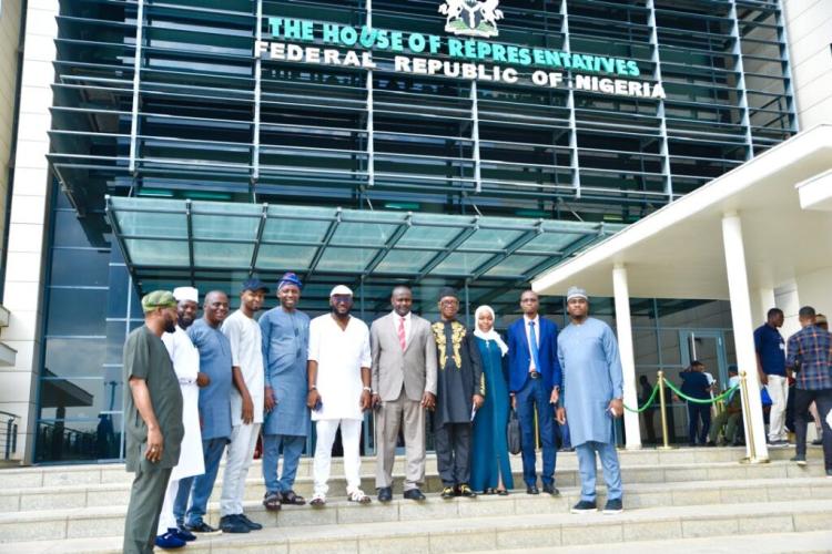 A family photo at the House of Representatives (National Assembly)